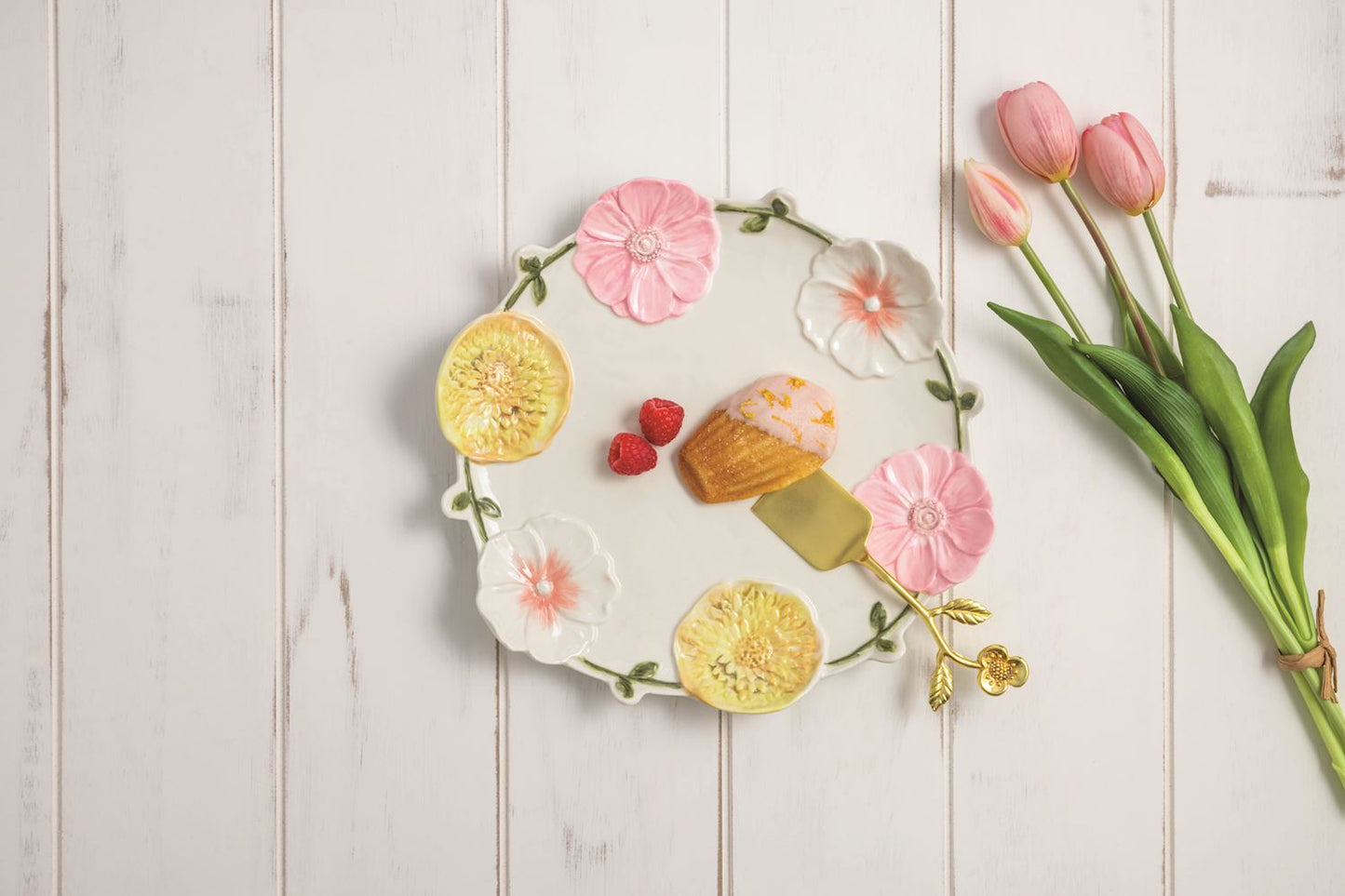 Floral Round Platter Set