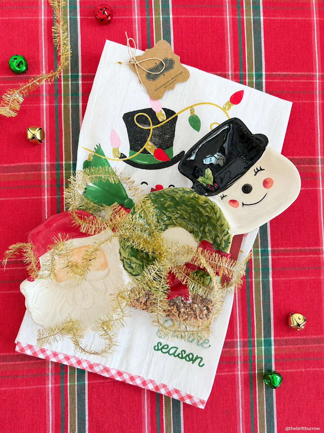 Snowman 'Tis The Season Christmas Towel