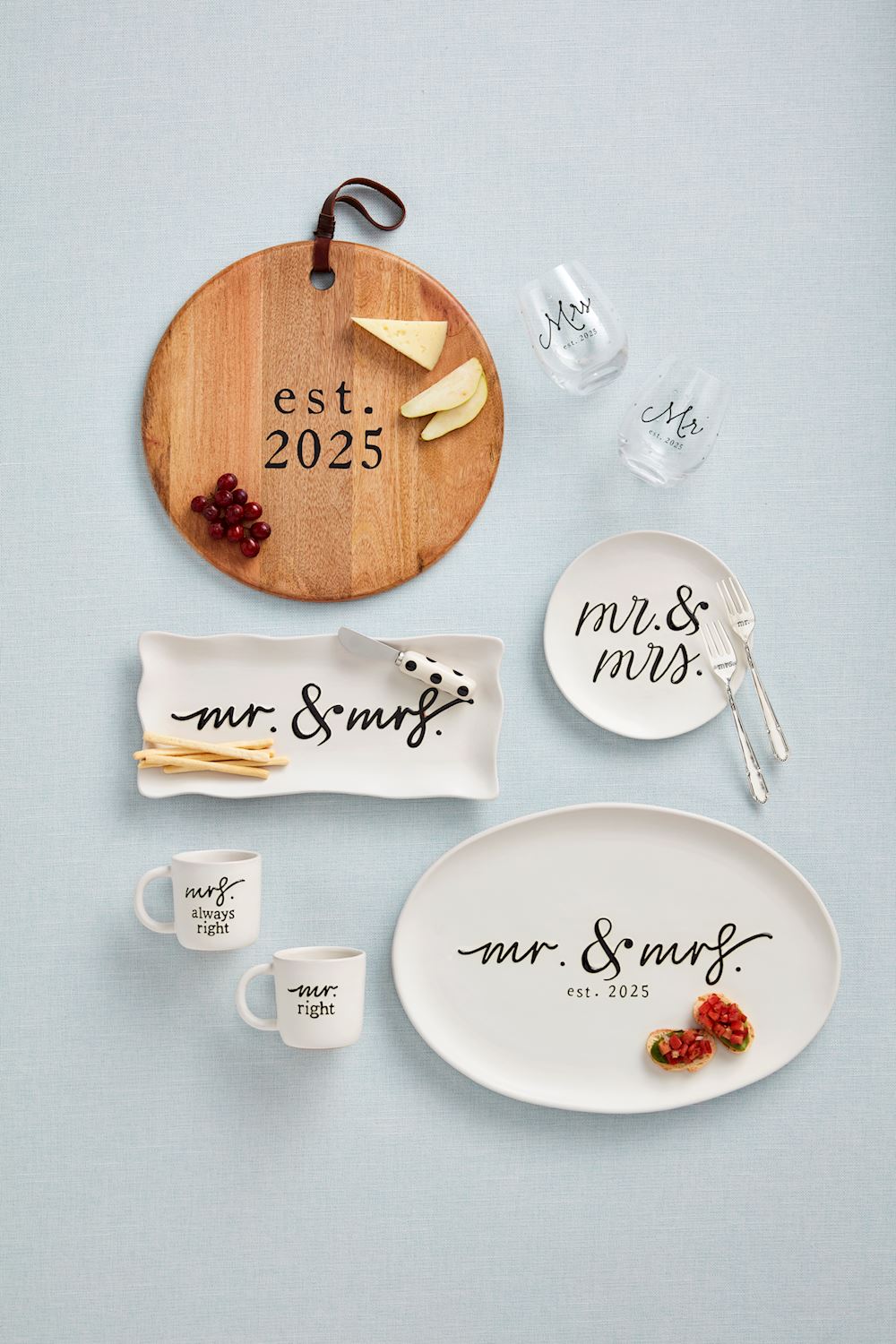 Mr. & Mrs. Cake Plate Set