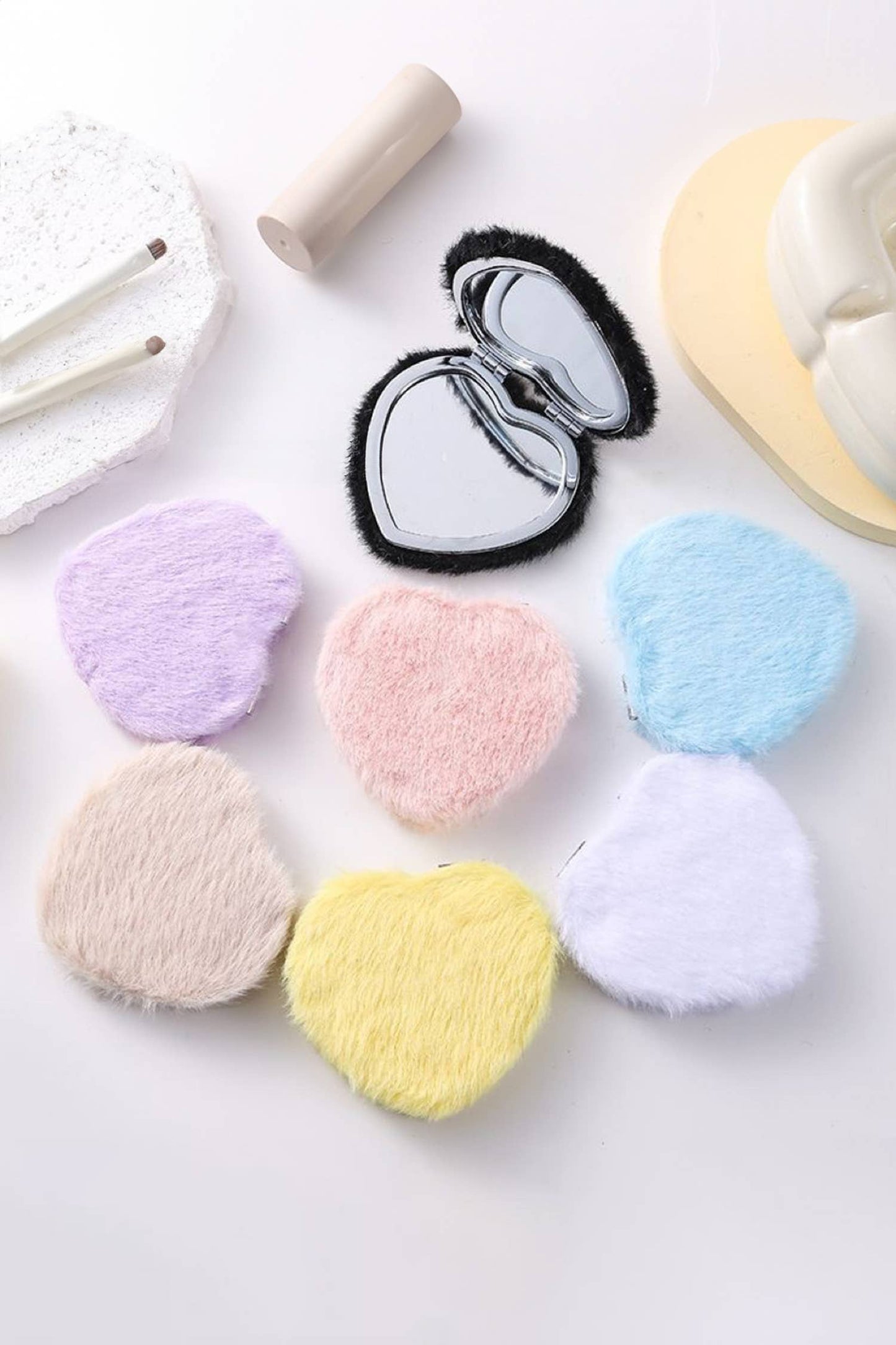 Fluffy Heart Mini Cosmetic Mirror