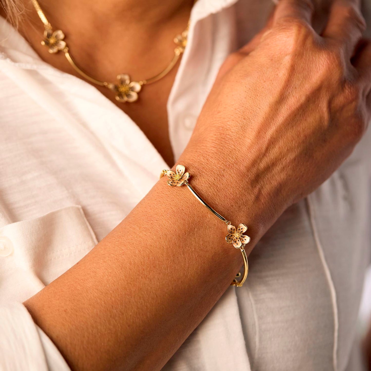 Mocha Enamel Flower Satellite Bracelet
