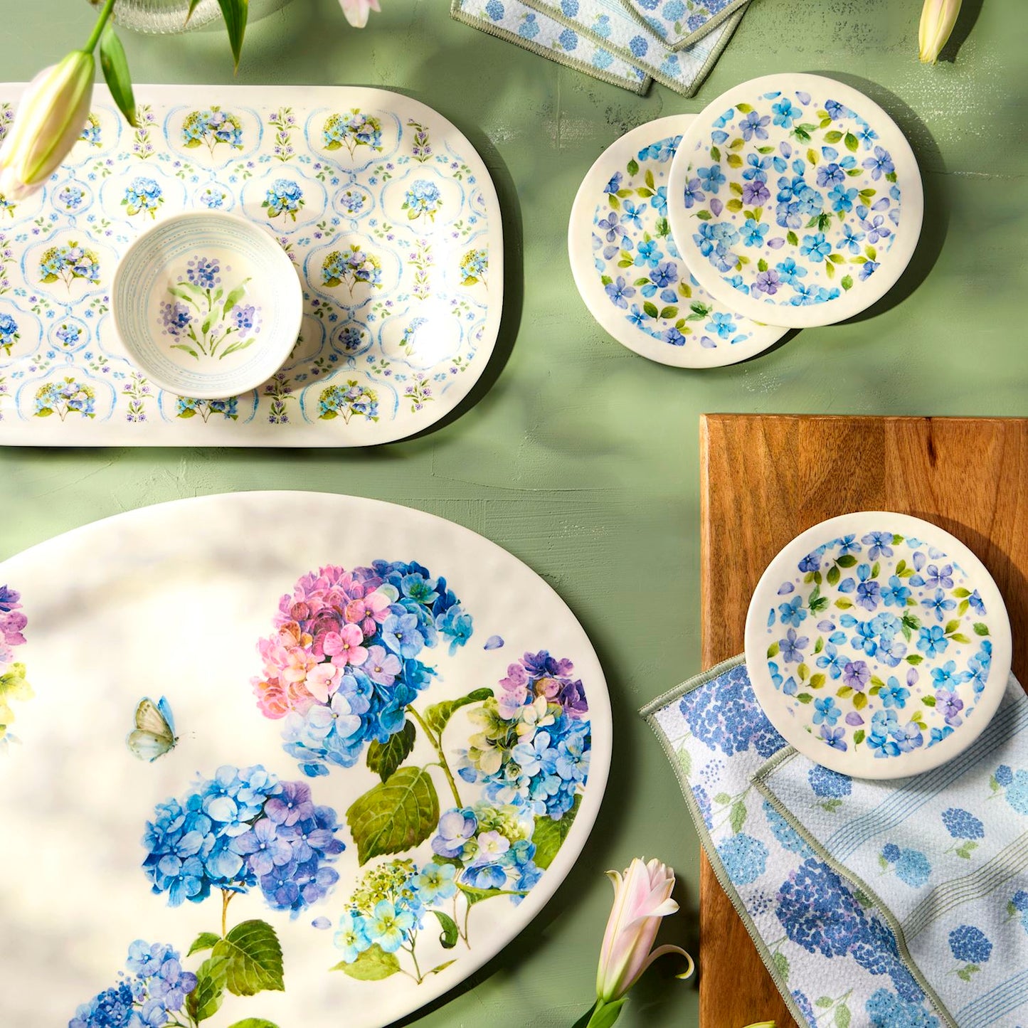 Hydrangea Melamine Oval Platter