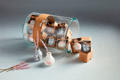 Tiny Treasure Vase - XOXO