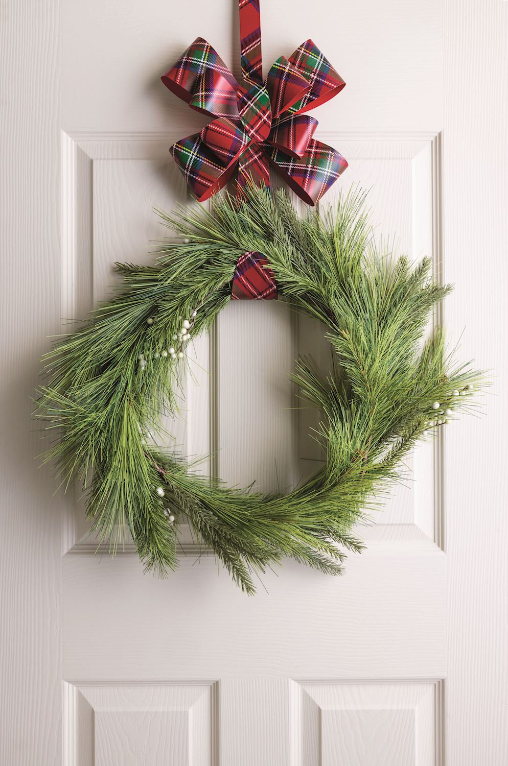 Tartan Metal Bow Wreath Hanger