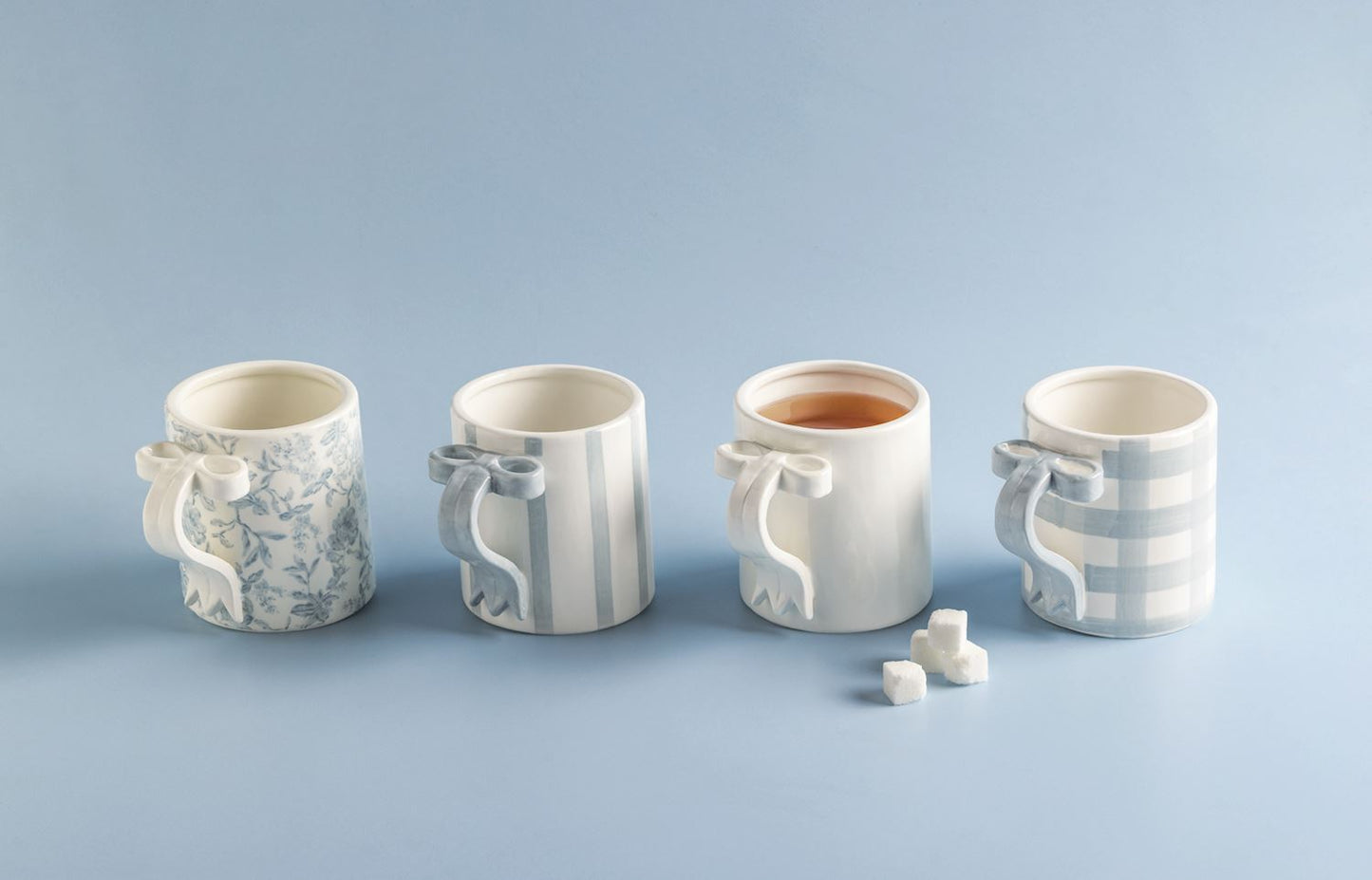 Gingham Bow Handle Mug
