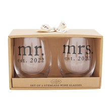 Load image into Gallery viewer, Mr. &amp; Mrs. &#39;22 - Stemless Wine Glass Set