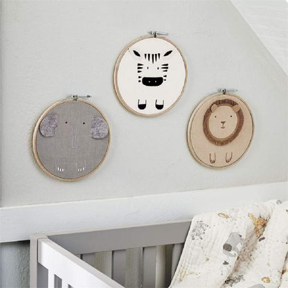 Safari Animal Embroidery Hoop - Zebra