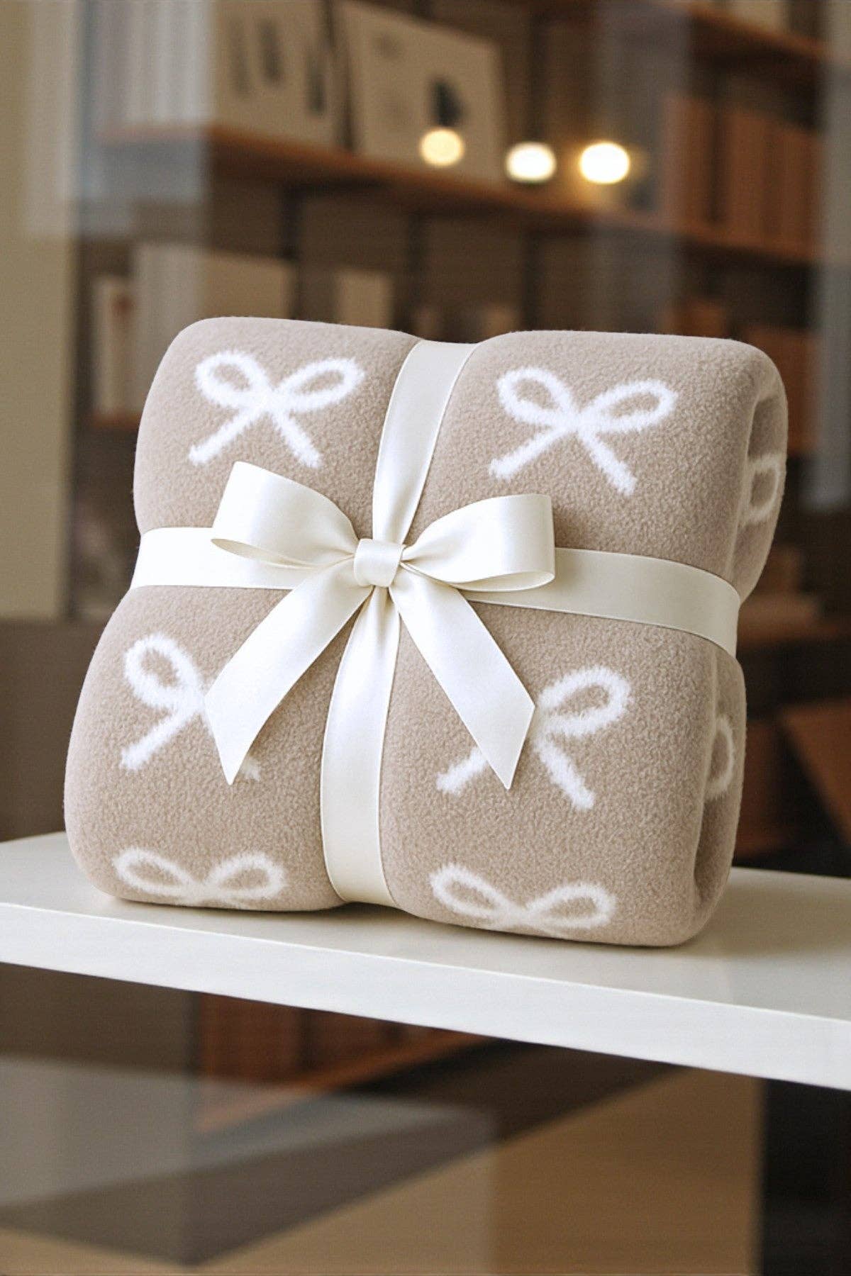 Taupe & Cream Bow Luxury Blanket