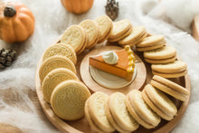 Load image into Gallery viewer, Maple Cracker Round Board