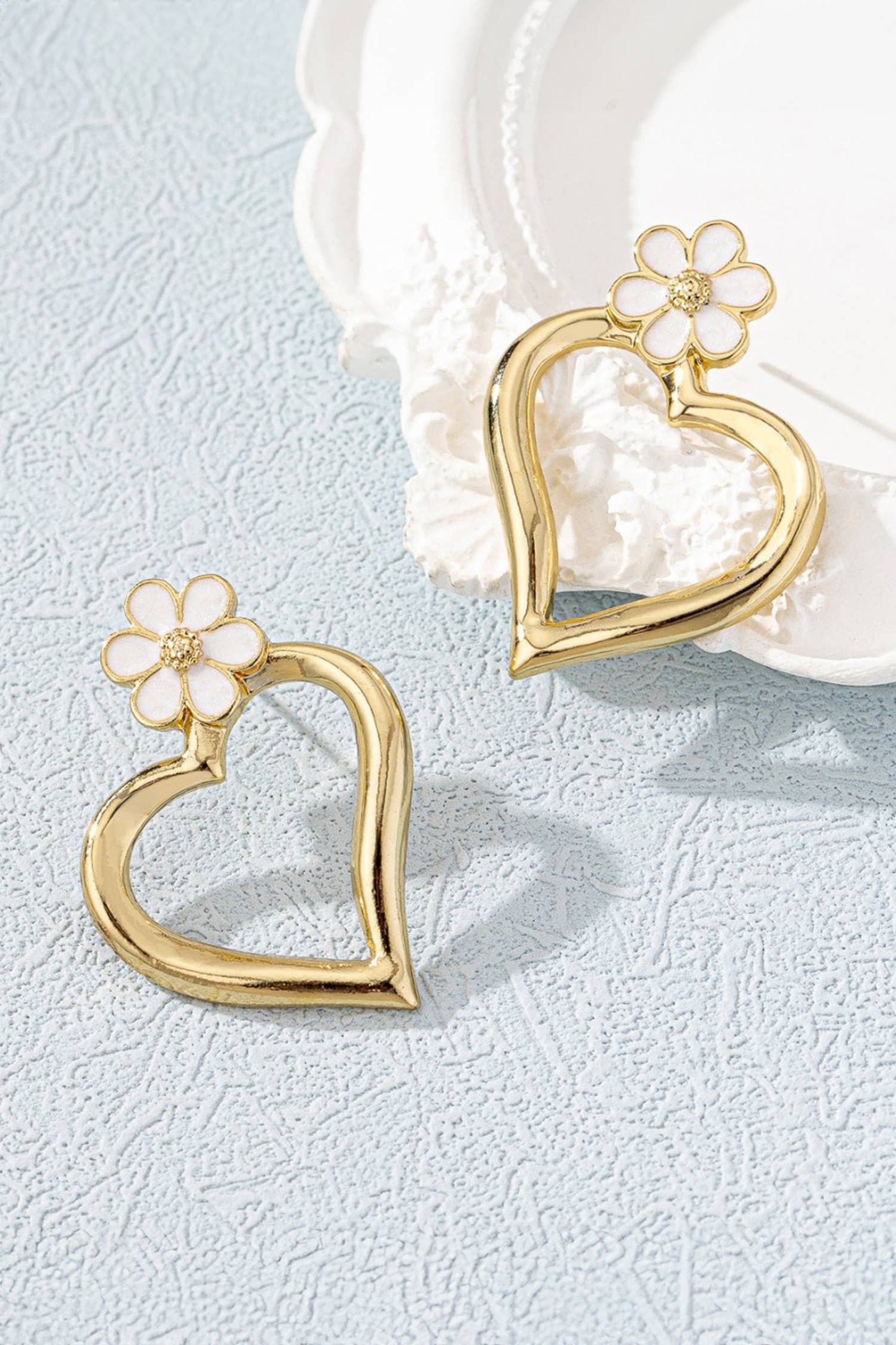 Dainty Hollowed Heart & Flower Stud Earrings