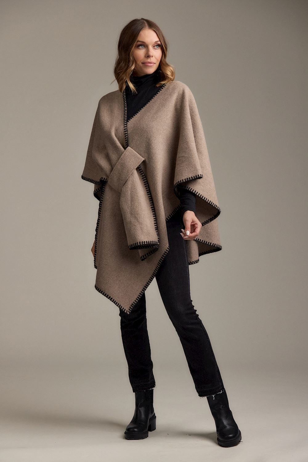 Oatmeal Hayword Blanket Poncho