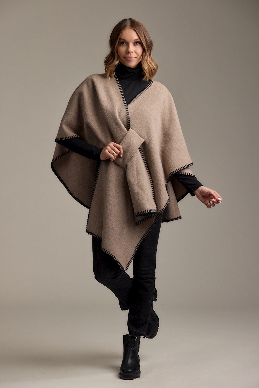 Oatmeal Hayword Blanket Poncho
