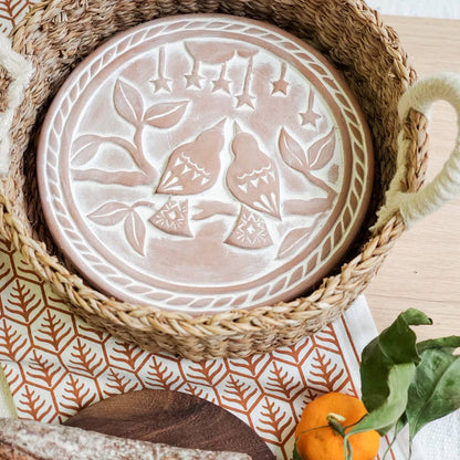 Round Handmade Bread Warmer & Wicker Basket - Lovebirds