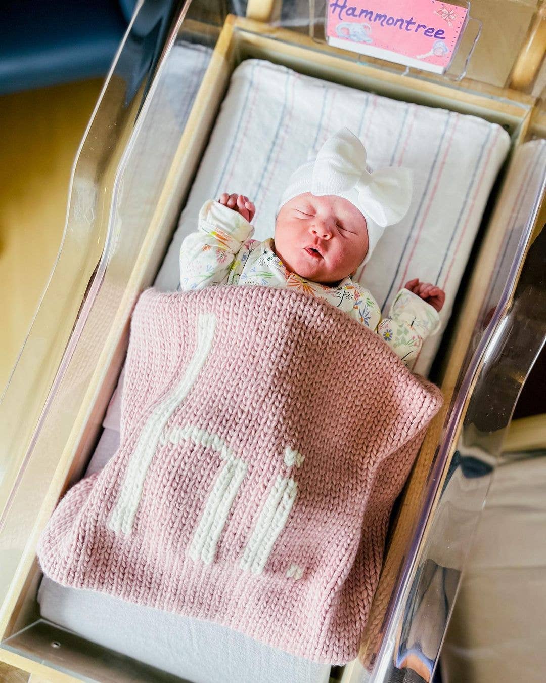 Hi Hand-Knit Baby Blanket - Rosy Pink