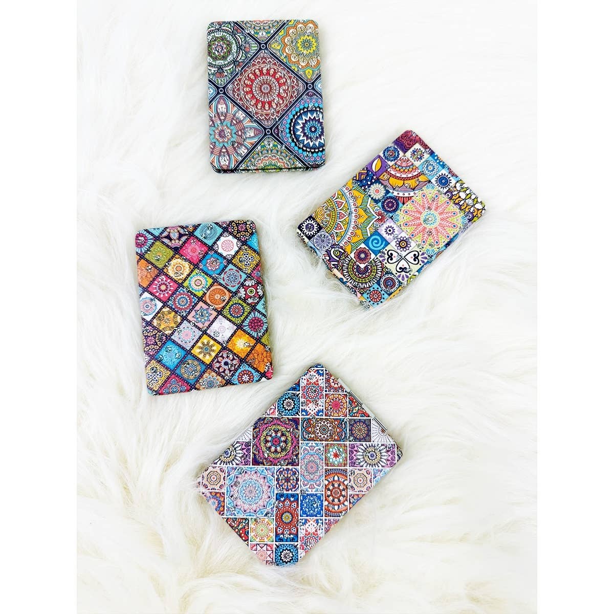 Patterned Double-Sided Cosmetic Mirror
