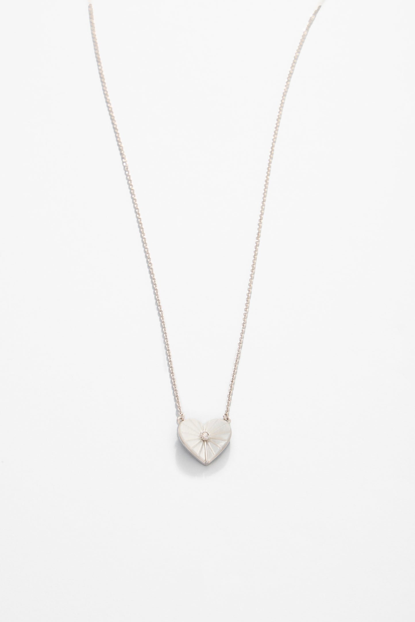 Sea La Vie Necklace Radiant/Mother-of-Pearl Heart - Silver