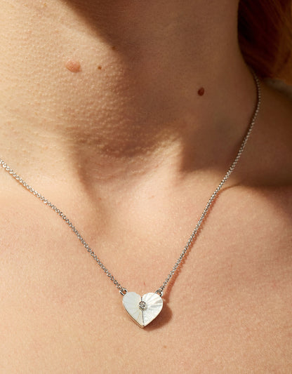 Sea La Vie Necklace Radiant/Mother-of-Pearl Heart - Silver
