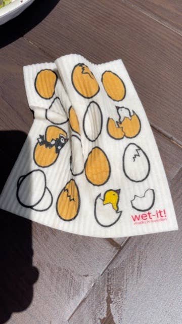 Eggs and Hatchlings Swedish Cloth
