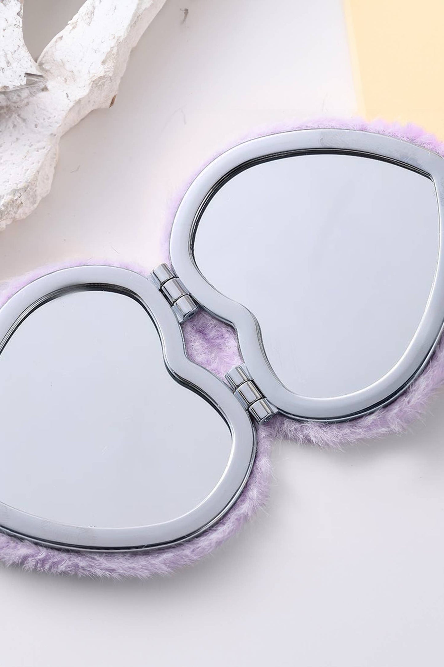 Fluffy Heart Mini Cosmetic Mirror