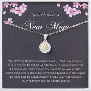 Daisy Necklace - New Mom