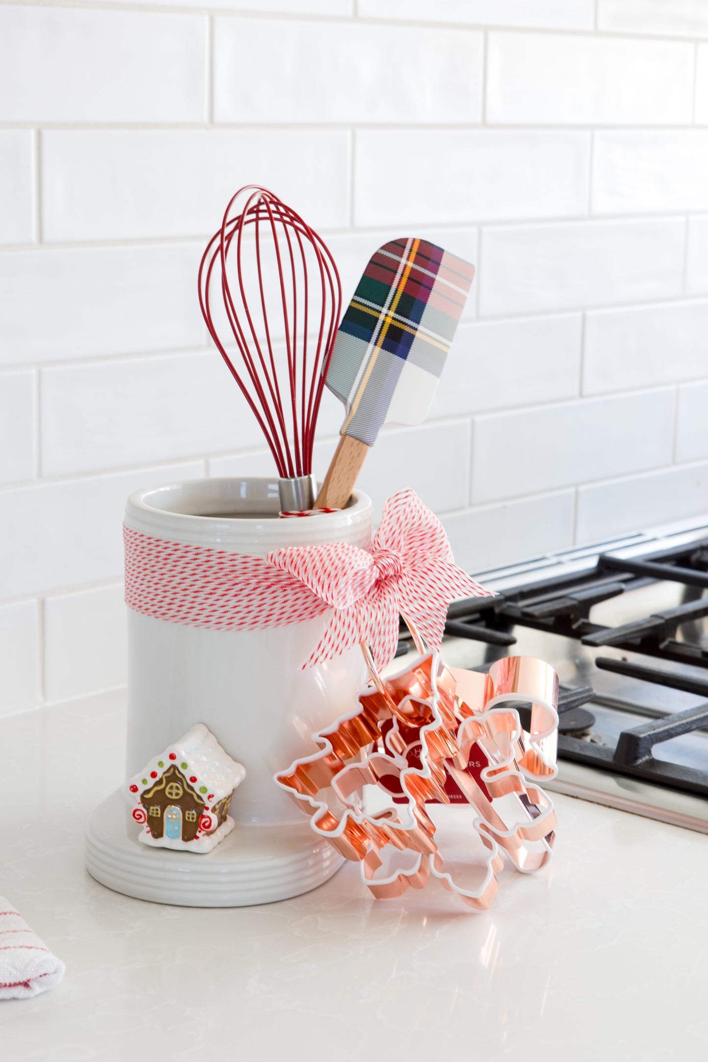 Candyland Lane (Gingerbread House) Mini